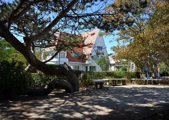 Emilia Villa De Haan